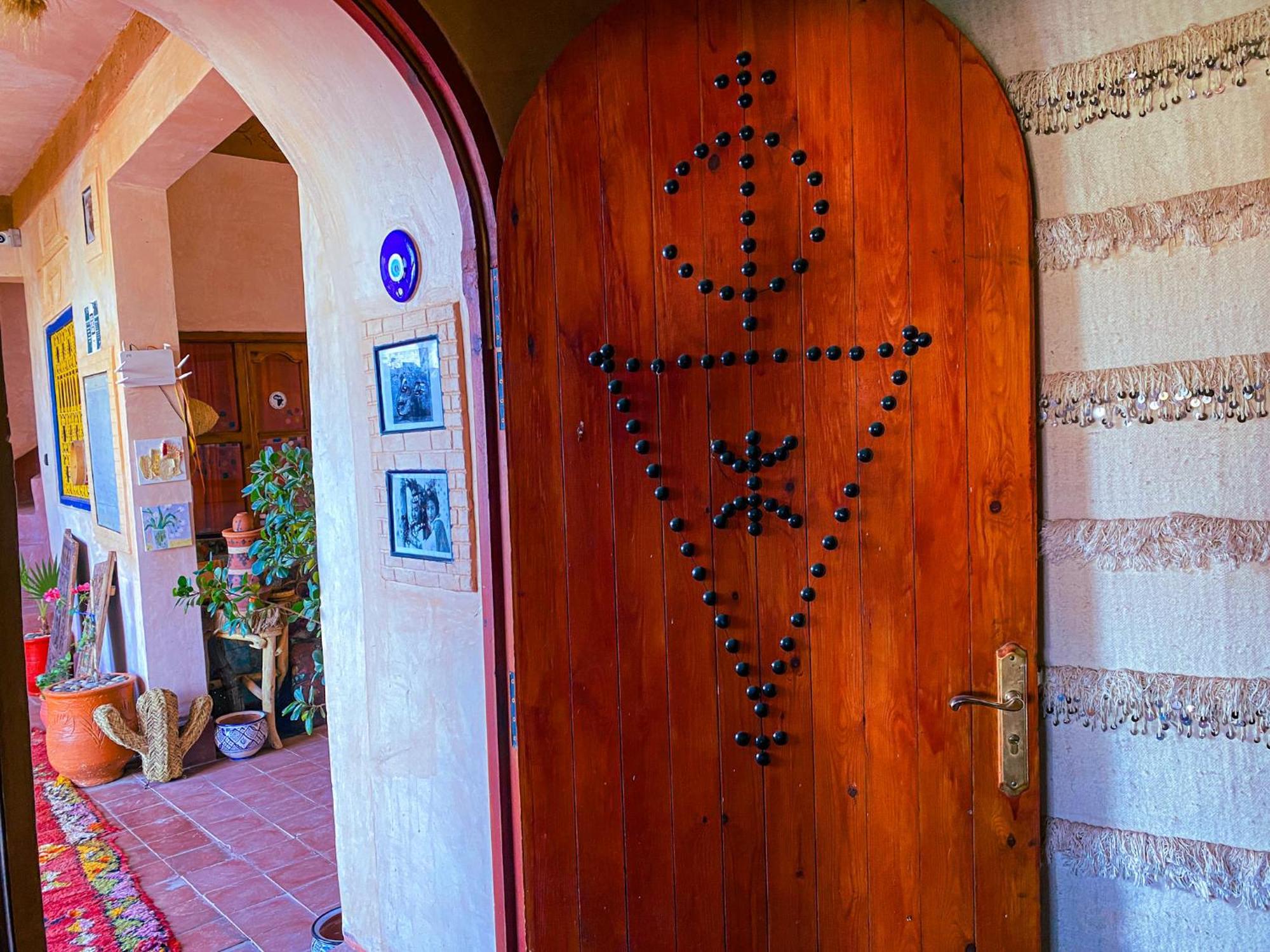 Ayouze Auberge Ait Benhaddou Exteriör bild