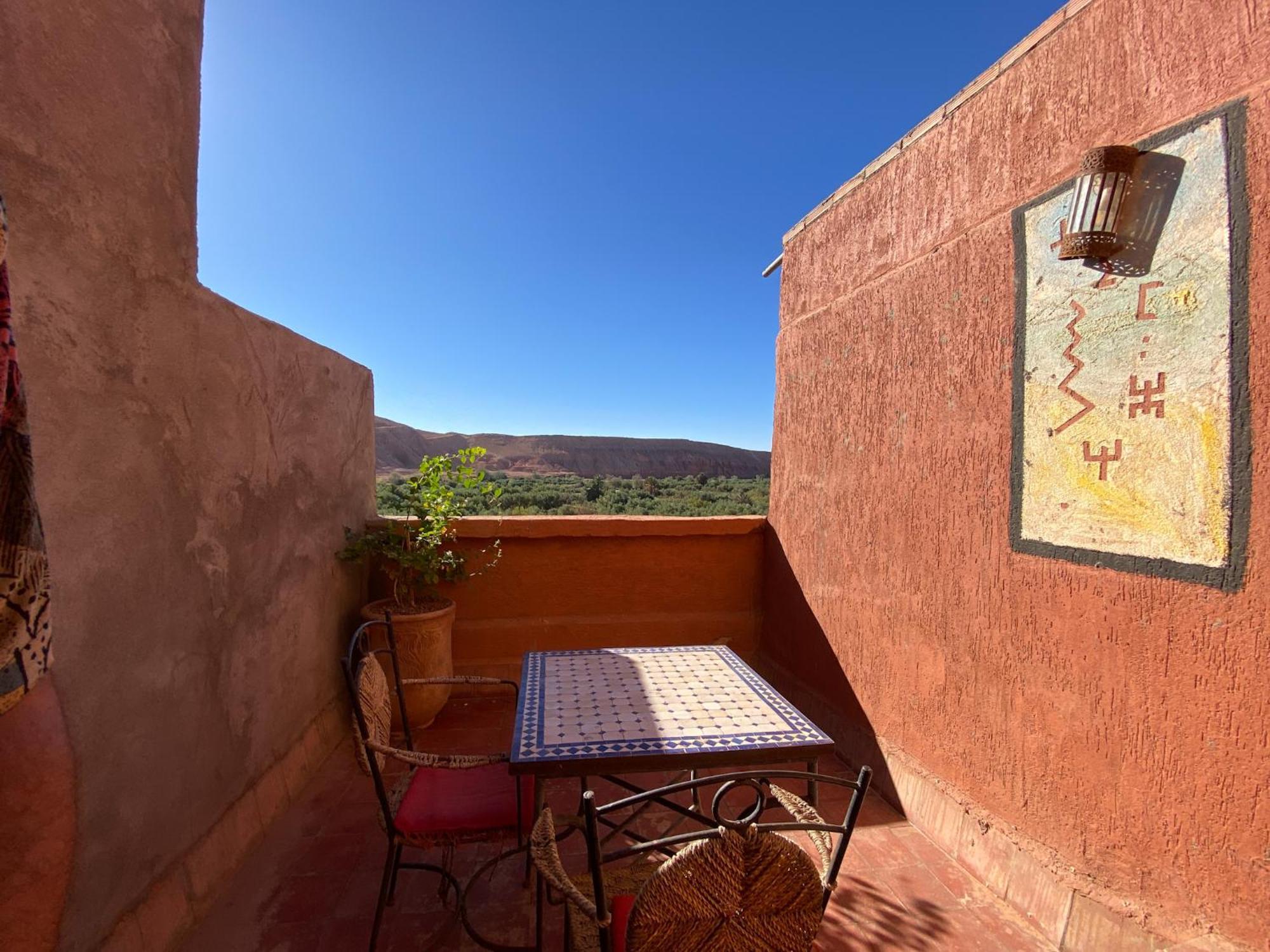 Ayouze Auberge Ait Benhaddou Exteriör bild