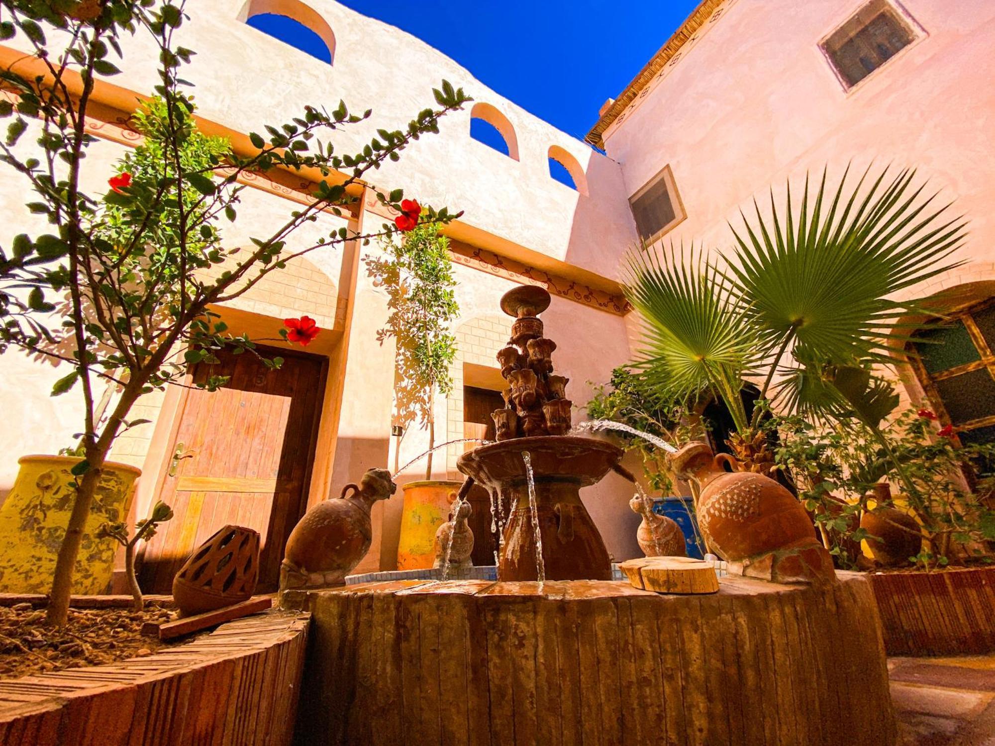 Ayouze Auberge Ait Benhaddou Exteriör bild